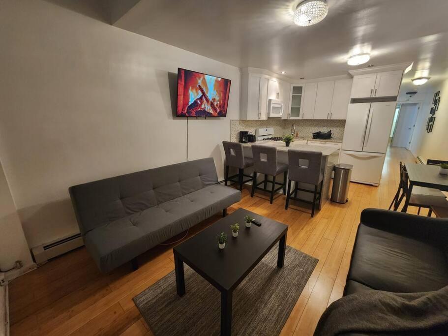 יוניון סיטי Cosy Modern Home Mins To Nyc! מראה חיצוני תמונה